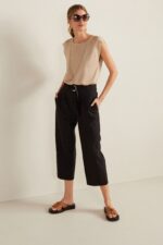D-Ring Belted Crop Trousers Black - Image 3