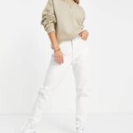 Petite Nora High Rise Mom Jeans in Ecru